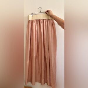 TAHARI Maxi Skirt Lined Elastic Waist Pink Seashell Color Size S